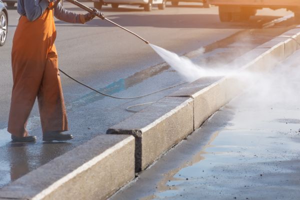 Commercial Concrete Cleaning in Camarillo