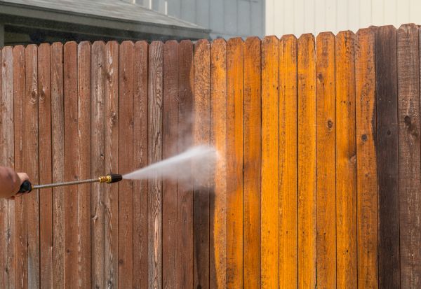 Cost of Fence Power Washing in Camarillo