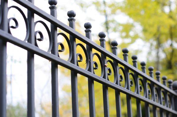 Cost of Wrought Iron Fence Cleaning in Camarillo