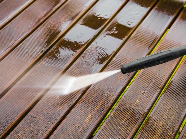 Cost of Deck Pressure Washing in Camarillo