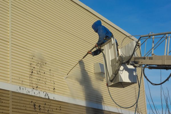 Commercial Exterior Cleaning in Camarillo
