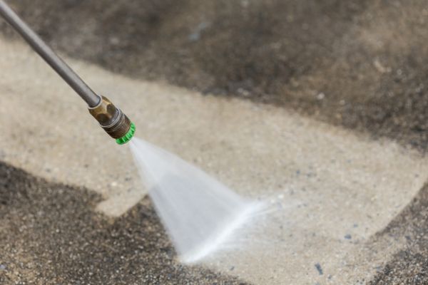 Cost of Garage Floor Power Washing in Camarillo