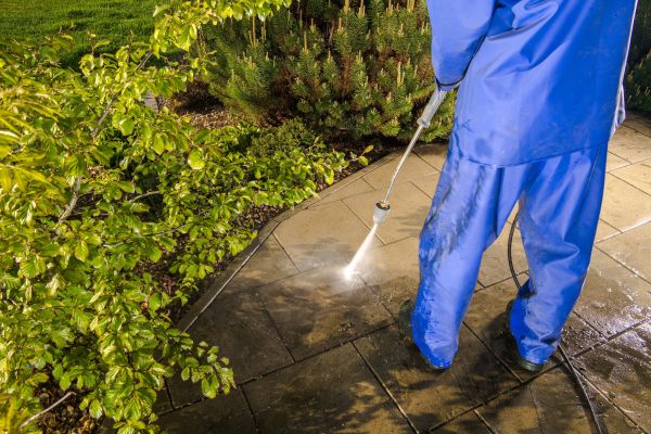Cost of Hardscape Cleaning in Camarillo