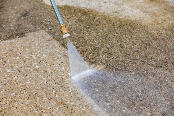 Cost of Driveway Pressure Cleaning in Camarillo