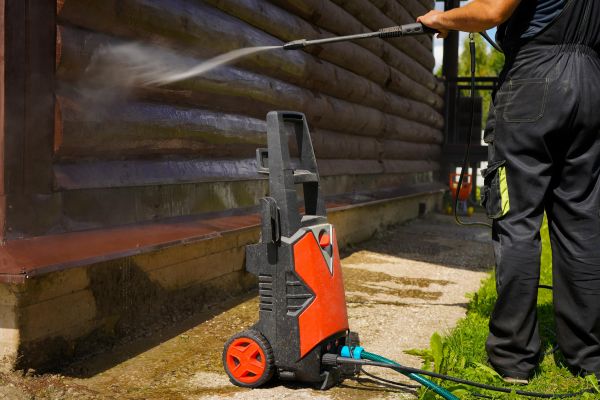 Cost of Wood House Exterior Cleaning in Camarillo