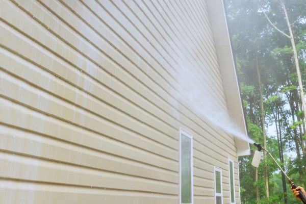 Cost of Home Exterior Washing in Camarillo