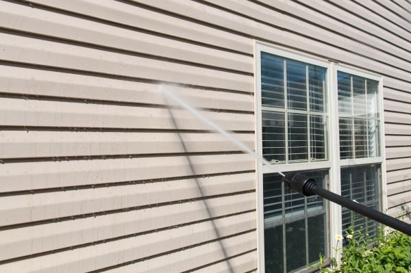 House Pressure Washing in Camarillo
