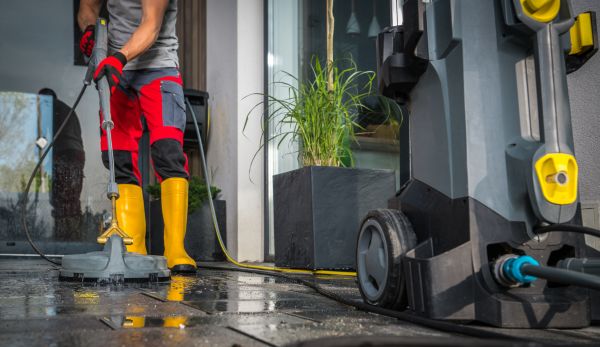 Commercial Pressure Cleaning in Camarillo