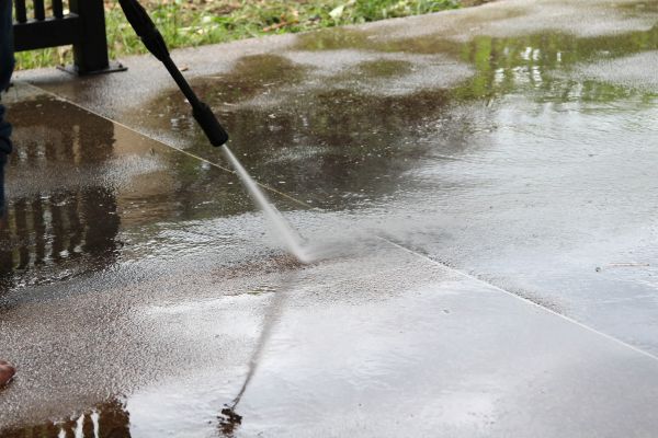 Cost of Concrete Deck Cleaning in Camarillo