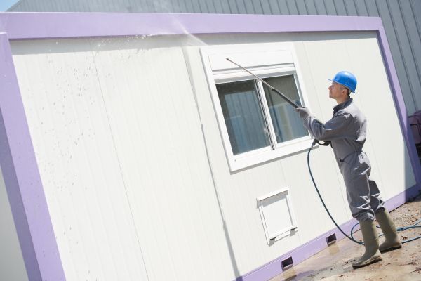 Cost of Apartment Pressure Washing in Camarillo