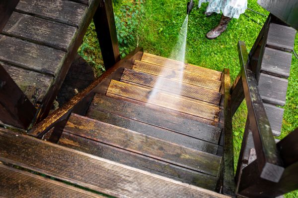 Cost of Wood Power Washing in Camarillo