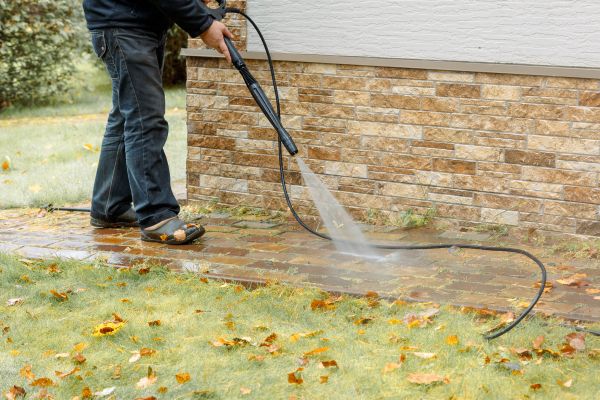 Cost of Residential Powerwashing in Camarillo