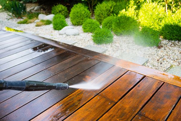 Cost of Deck Cleaning in Camarillo